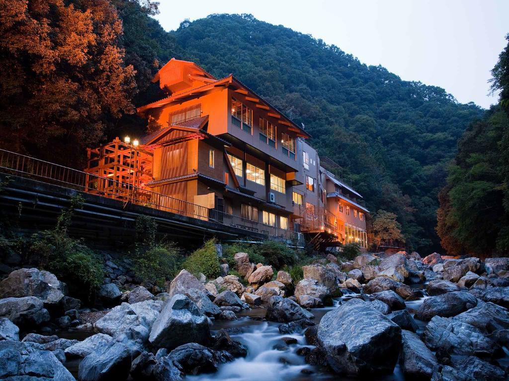 Hananosato Onsen Sansuikan Takatsuki Exterior foto